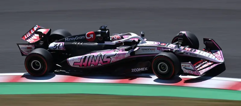 (Pre-Order) 1:18 2025 Esteban Ocon -- Japanese Gp -- #31 Haas Vf-25 -- Spark F1 1