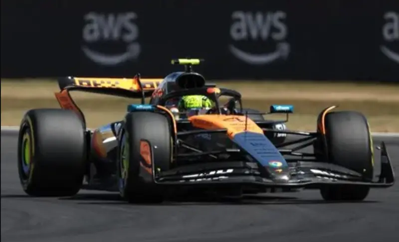 (Pre-Order) 1:18 2025 Lando Norris -- British Gp Winner -- #4 Mclaren Mcl39 -- Minichamps F1 1