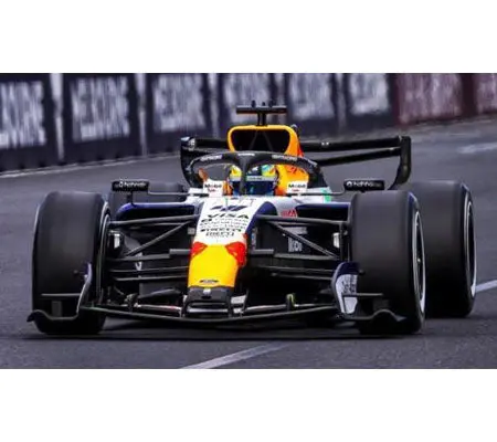 (Pre-Order) 1:18 2026 Arvid Lindblad -- Australian Gp -- #41 Racing Bulls Vcarb-03 -- Spark F1 1