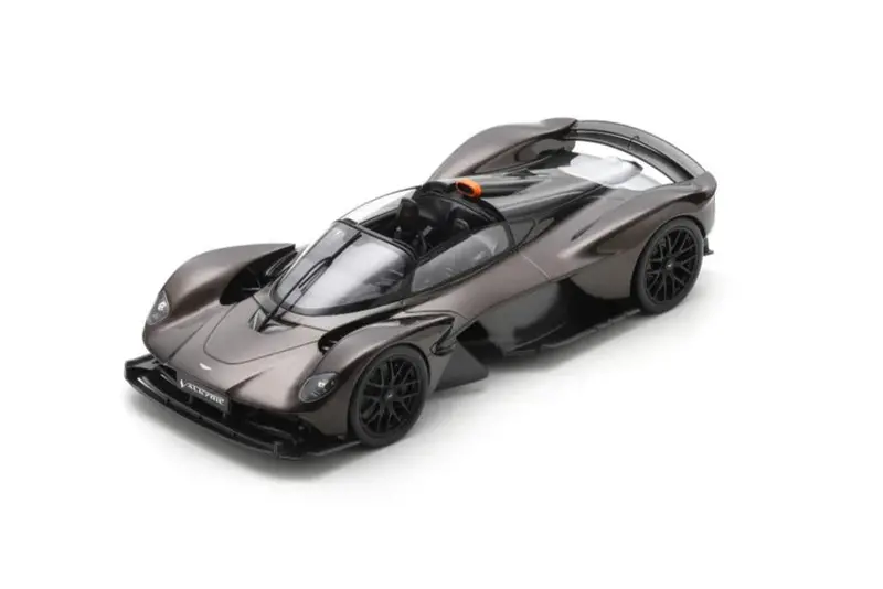 (Pre-Order) 1:18 Aston Martin Valkyrie Spider 2024 -- Grey -- Spark 1