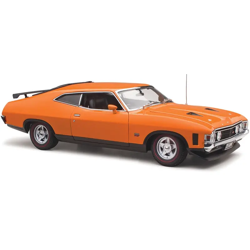 (Pre-Order) 1:18 Ford Xa Falcon Rpo83 Coupe -- Macrobertson's Old Gold -- Classic Carlectables 1
