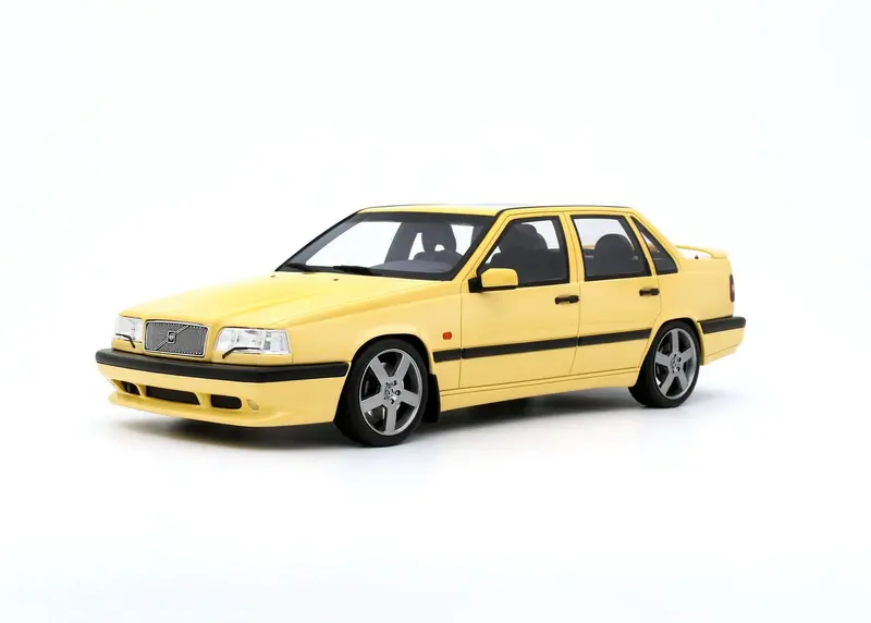 (Pre-Order) 1:18 Volvo 850 T-5R 1996 -- Cream Yellow -- Ottomobile Ot1222 1