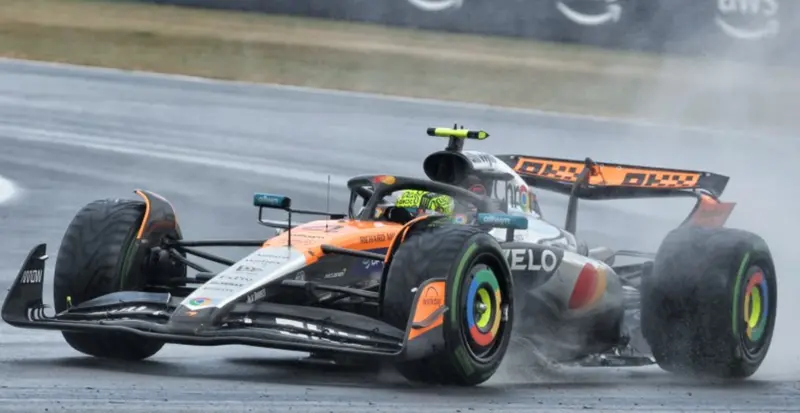 (Pre-Order) 1:43 2025 Lando Norris -- British Gp Winner -- #4 Mclaren Mcl39 -- Spark F1 1