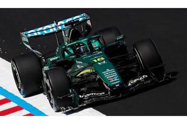 (Pre-Order) 1:43 2026 Lance Stroll -- Japanese Gp -- #18 Aston Martin Amr26 -- Spark F1 1