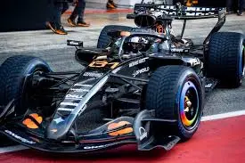 (Pre-Order) 1:43 2026 Oscar Piastri -- Barcelona Test -- #81 Mclaren Mcl40 -- Spark F1 1