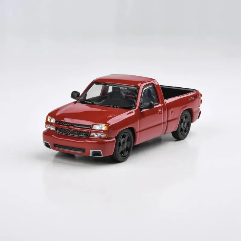(Pre-Order) 1:64 2006 Chevrolet Silverado Single Cab -- Victory Red -- Para64 1