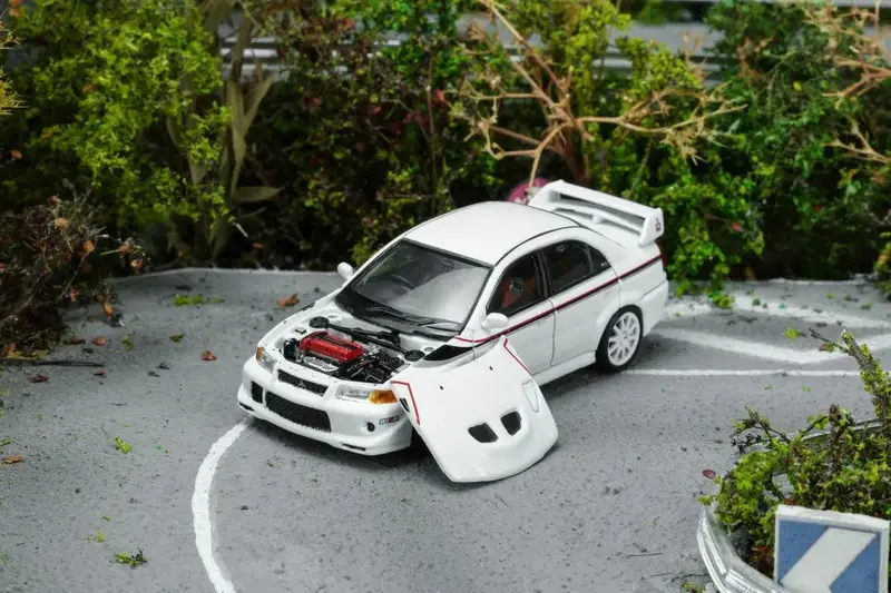 (Pre-Order) 1:64 Mitsubishi Lancer Evolution Vi Gsr T.M.E. -- Scotia White -- Motorhelix 1