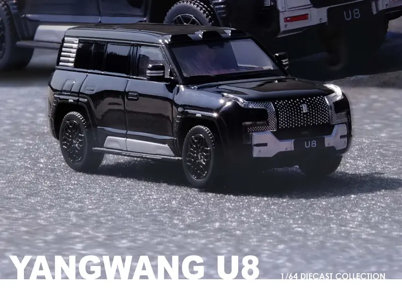 (Pre-Order) 1:64 Yanwang U8 -- Black -- Inno64 1