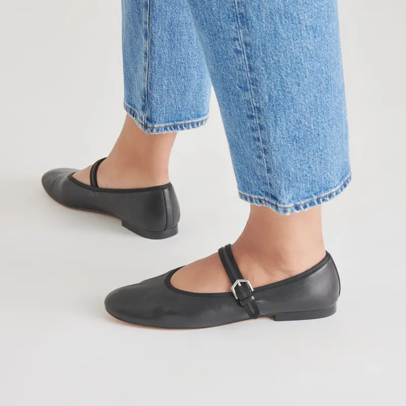 Roslyn Ballet Flats Black Leather 9