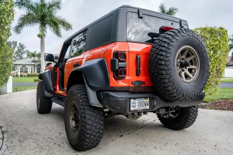 Safari Topo Lower Rear Tailgate Overlays For 2021+ Bronco 2
