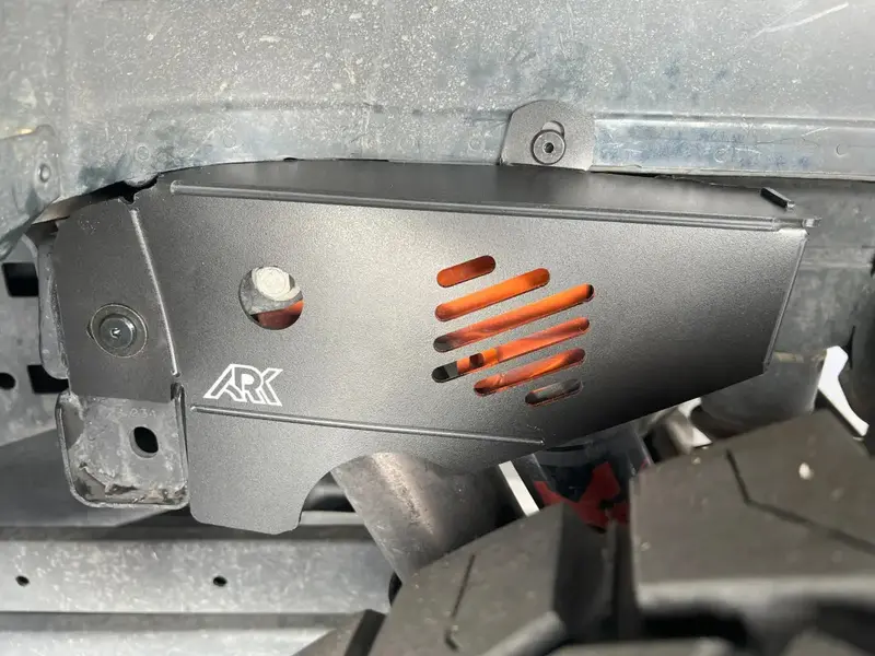 Strut Protection Panel For 2021+ Ford Raptor 1
