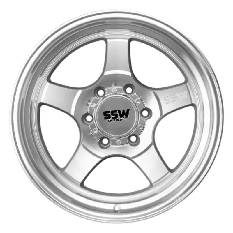 Stryker / Machined Silver / 17X9.0 -25 1