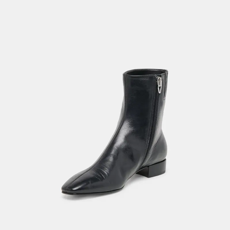 Tarine Booties Black Leather 7