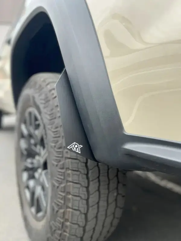 Trixpoly Lightweight Micro Flares for 2023+ Chevy Colorado ZR2 & Trail Boss