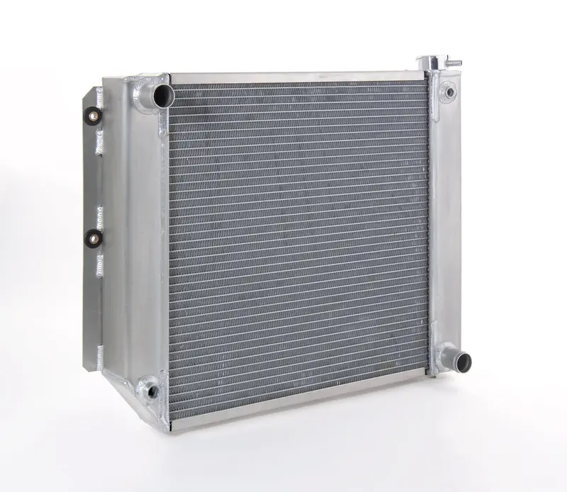 Be Cool Factory-Fit Polished Radiator For 1987–2004 Jeep Wrangler With Standard Transmission And Lt-1 Engine 1