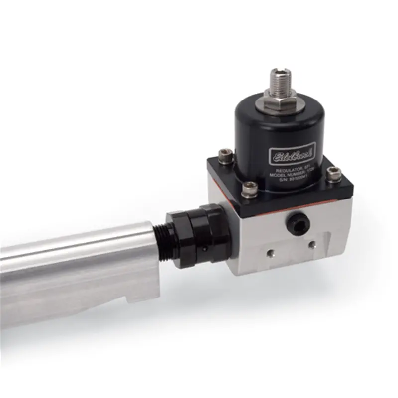 Russell 640543 Regulator-To-Fuel-Rail Adapter Fitting 1