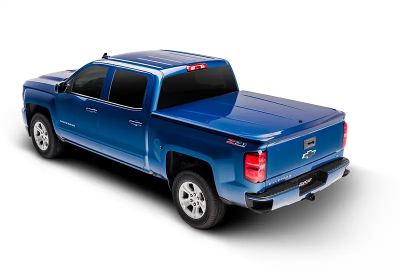 Undercover Lx Hard Tonneau Cover – Tailored For 2014–2019 Chevrolet Silverado 1500 With 6.7-Foot Bed 1